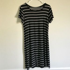 Liz Lange Maternity T Shirt Dress